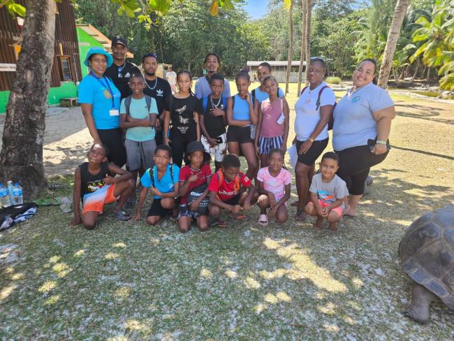 R2R Mangrove Awareness Group Photo